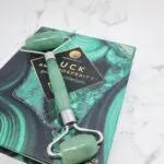 nega obraza z rolerjem iz avanturina za lepši dan