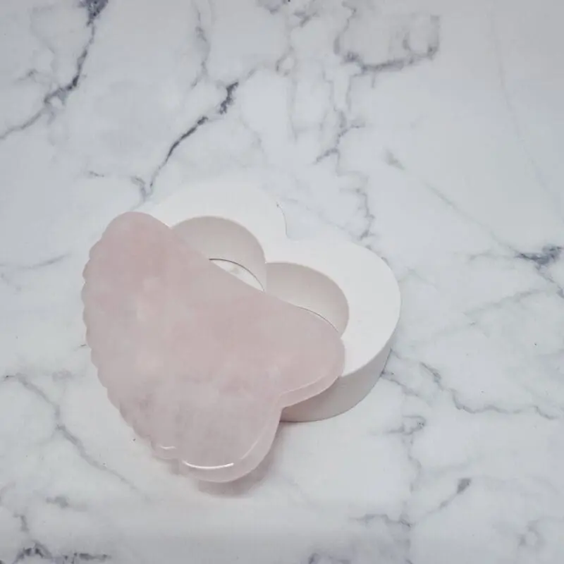 Roževec kot ploščica za nego obraza naj bo vaš pripomoček za lep začetek dneva