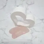 Masažna ploščica za nego obraza iz kristala