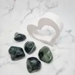 Močan kristal eldarit ali neubula za zdravljenje telesa