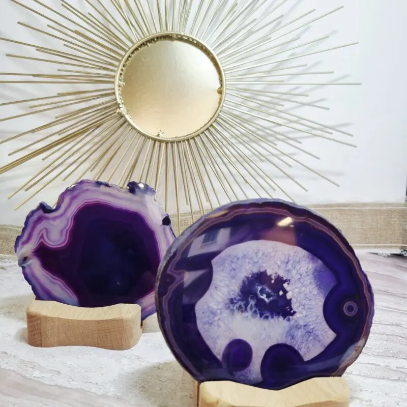 Ahat je kristal za dobre medsebojne odnose in odličen proti sevanju v prostoru