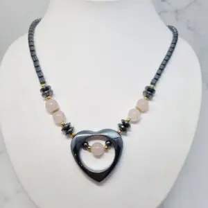 Ogrlica srce, hematit in roževec