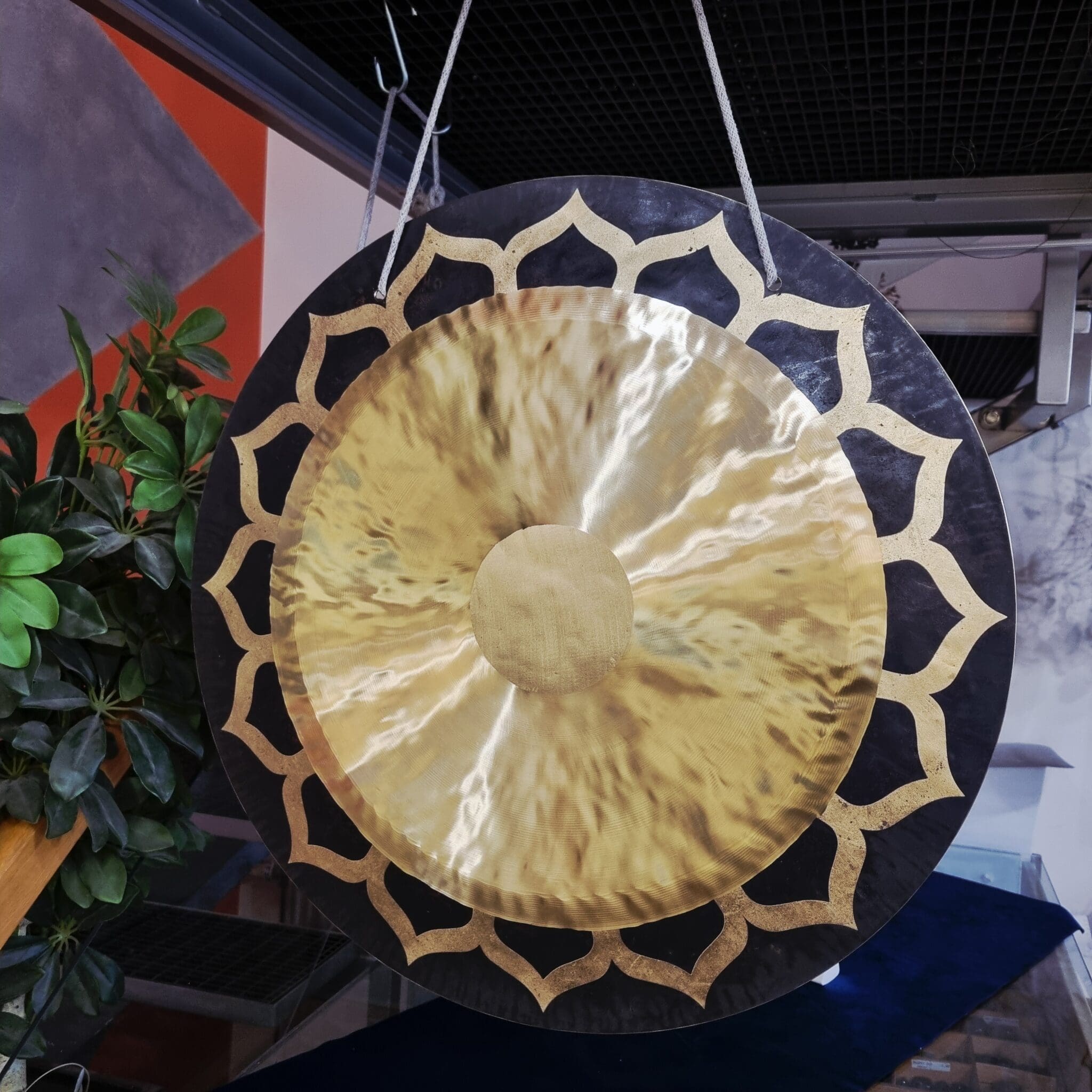 Gong Wind Gong Lotus – 60cm